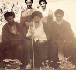 صورة نادرة لاية الله العظمى السيد السيستاني واية الله السيد محمود الشاهرودي