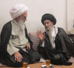 اية الله العظمى الشيخ النجفي واية الله السيد محمد مهدي الخرسان.