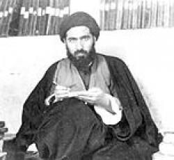 مرجع الطائفة السيد الخوئي في شبابه