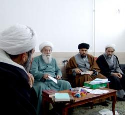 اية الله العظمى الشيخ التبريزي والسيد منير الخباز