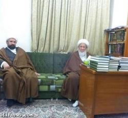 اية الله العظمى الشيخ الفياض والشيخ منصور الجشي.