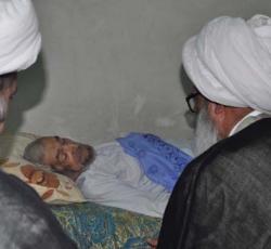 اية الله العظمى الشيخ النجفي والشيخ باقر شريف القرشي.